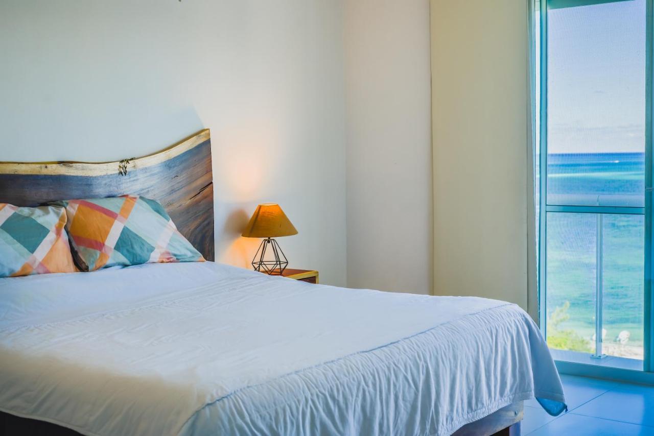 Beachfront Luxury Apartments Κανκούν Εξωτερικό φωτογραφία