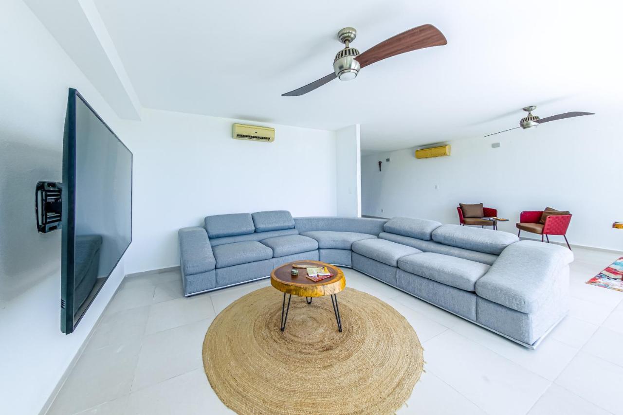 Beachfront Luxury Apartments Κανκούν Εξωτερικό φωτογραφία