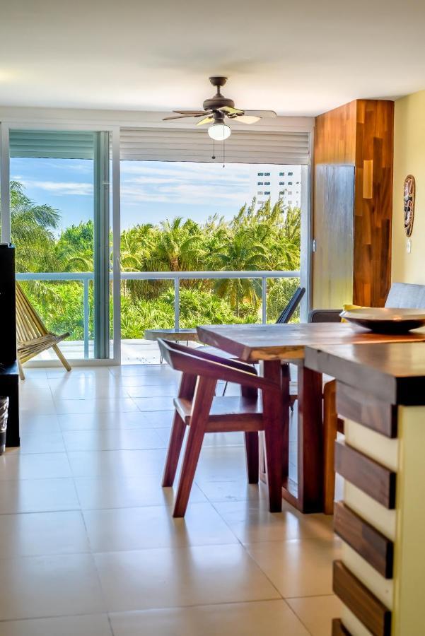 Beachfront Luxury Apartments Κανκούν Εξωτερικό φωτογραφία